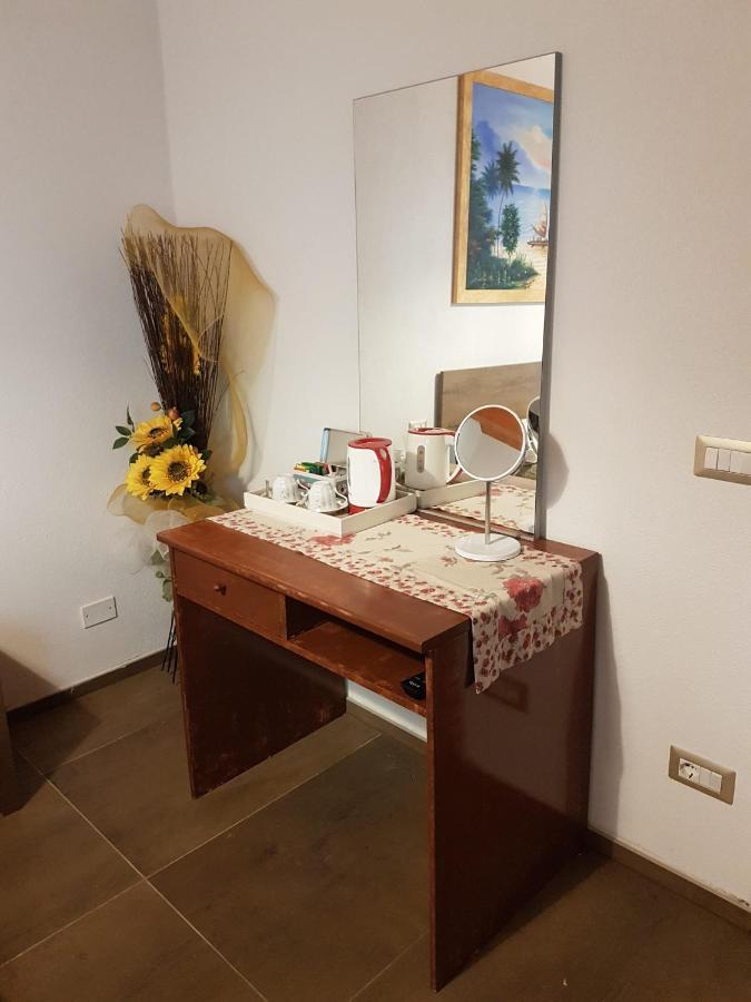 Mazzi House Garden Hotel Дособуоно Екстериор снимка